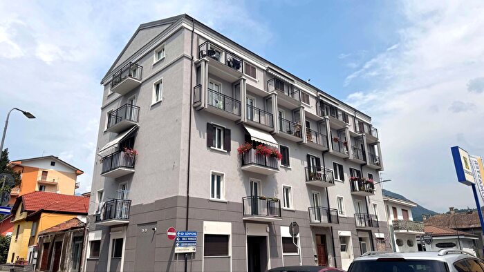 Appartamento trilocale in vendita in Via Castellazzo, Domodossola