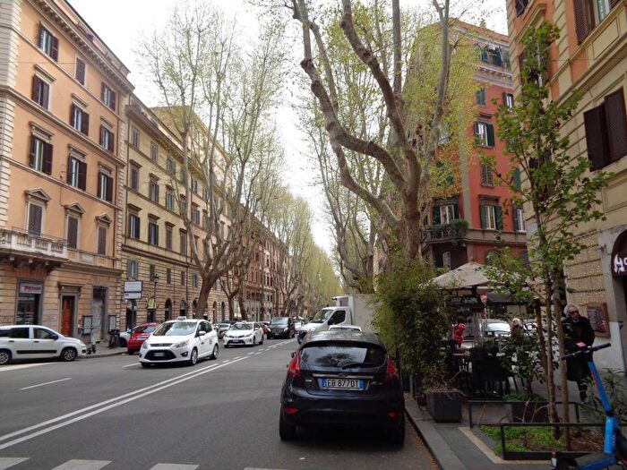 Appartamento in affitto in Via Angelo Poliziano, Colle Oppio, Roma