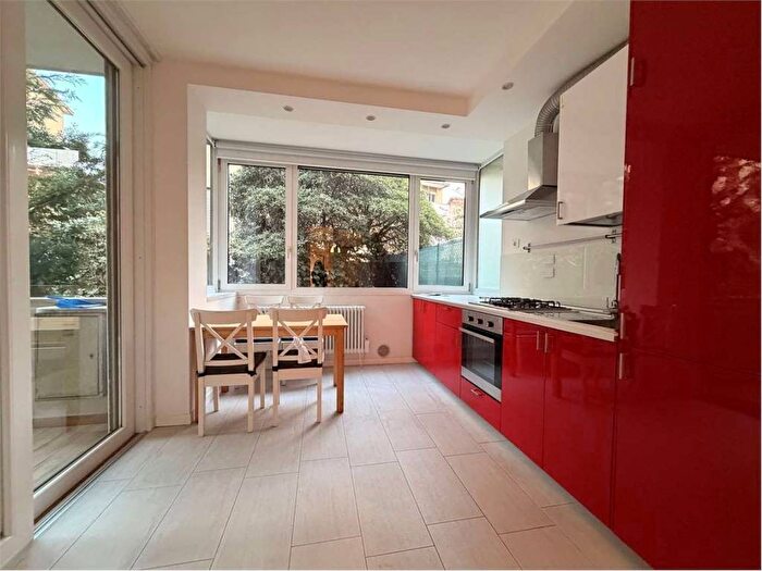 Appartamento quadrilocale in affitto in Via Cà Rossa, Carpenedo Bissuola, Venezia