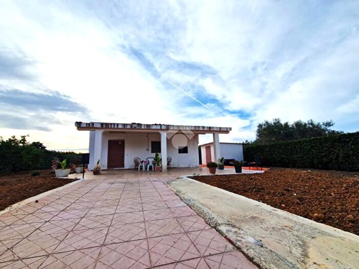 Casa bilocale in vendita in Cda Annunziata, Mesagne