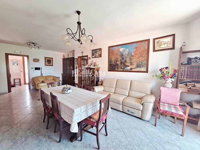 Appartamento trilocale in vendita in Grottammare