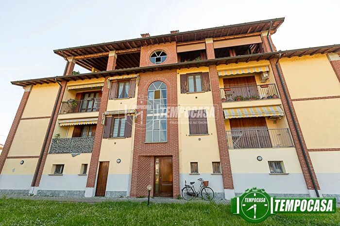 Appartamento trilocale in vendita in Via Don Giuseppe Bignami, Pandino