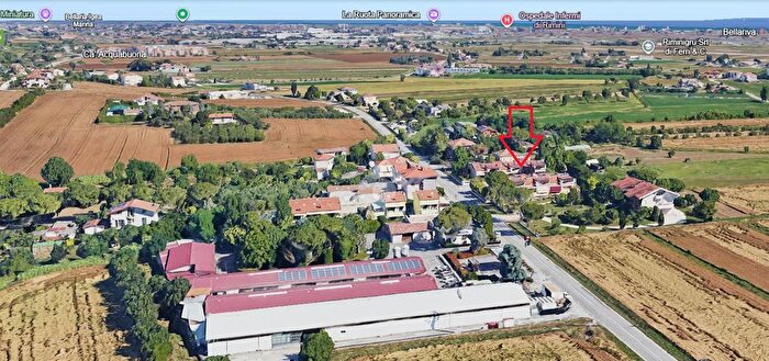 Casa quadrilocale in vendita in Via Coriano, Rimini