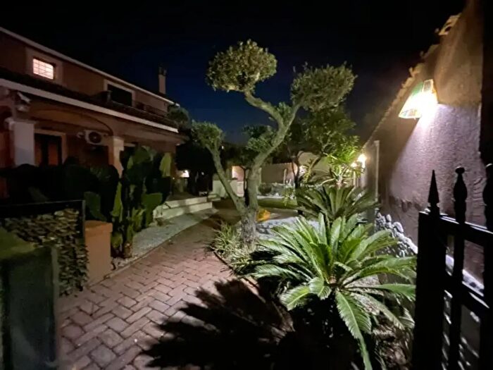 Casa con 5 locali in vendita in Via di Torvaianica Alta, Pomezia