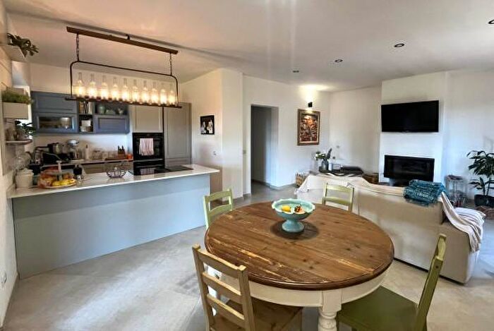 Casa con 6 locali in vendita in Via Capo ai Pini, Capoliveri