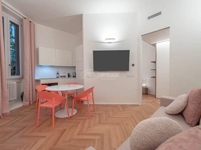 Appartamento bilocale in affitto in Via Castel Morrone, Indipendenza, Milano