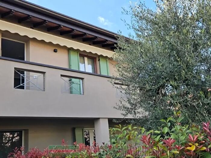 Appartamento trilocale in vendita in Via Venticinque Aprile, Cazzago San Martino