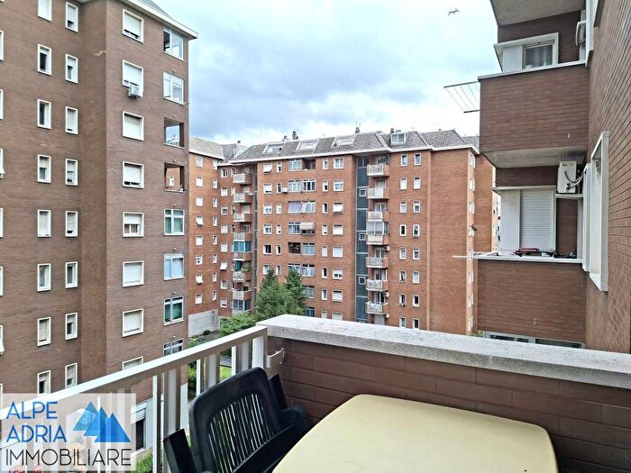 Appartamento trilocale in affitto in Via del Carpineto, Baiamonti Valmaura, Trieste