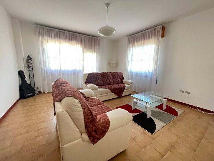 Appartamento quadrilocale in affitto in Viale Cecina, Papini Oltremare, Riccione