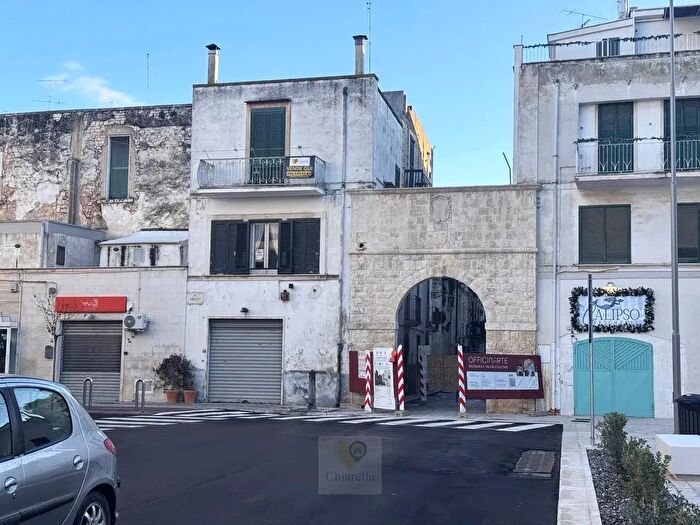 Casa con 7 locali in vendita in Via Giuseppe di Vagno, Conversano