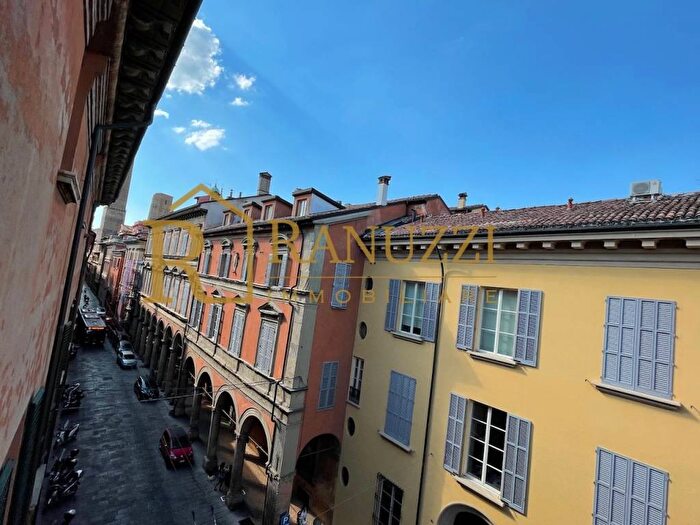 Casa quadrilocale in affitto in Strada Maggiore, Centro Storico, Bologna