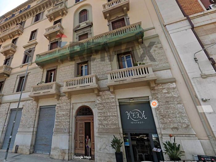 Appartamento quadrilocale in affitto in Piazza Giuseppe Massari, Murat, Bari