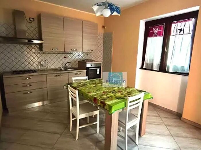 Appartamento con 5 locali in affitto in Via Giannone, Marigliano