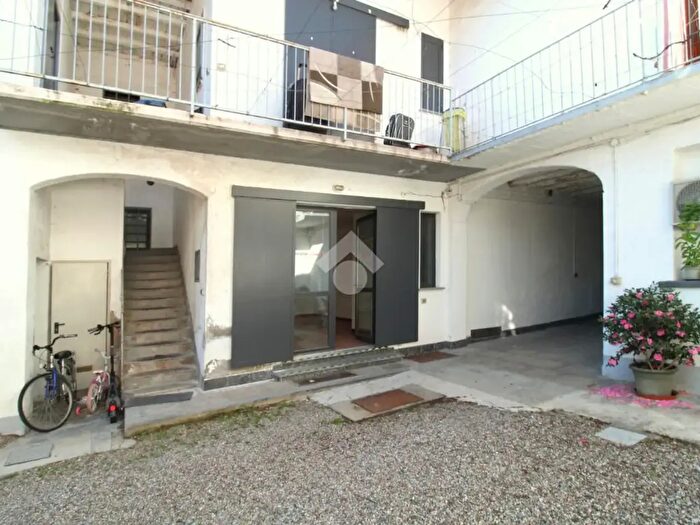 Appartamento trilocale in vendita in Viale Villoresi, Nerviano