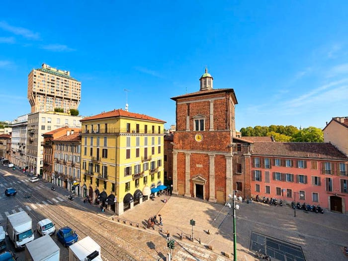 Appartamento trilocale in affitto in Corso di Porta Romana, Missori, Milano