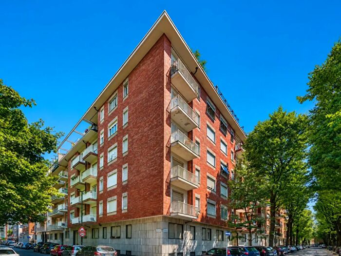 Appartamento bilocale in vendita in Via Millaures, Torino