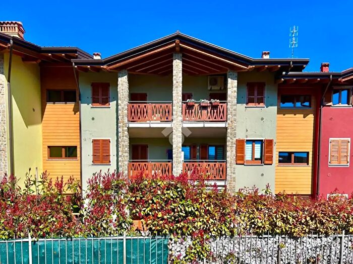 Appartamento bilocale in vendita in Via del Filatoio, Sovere