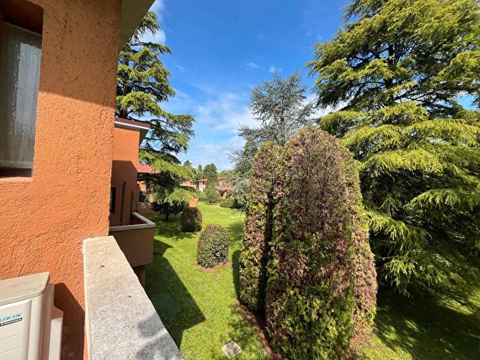 Appartamento bilocale in affitto in Viale Giuseppe Verdi, Centro, Sirmione