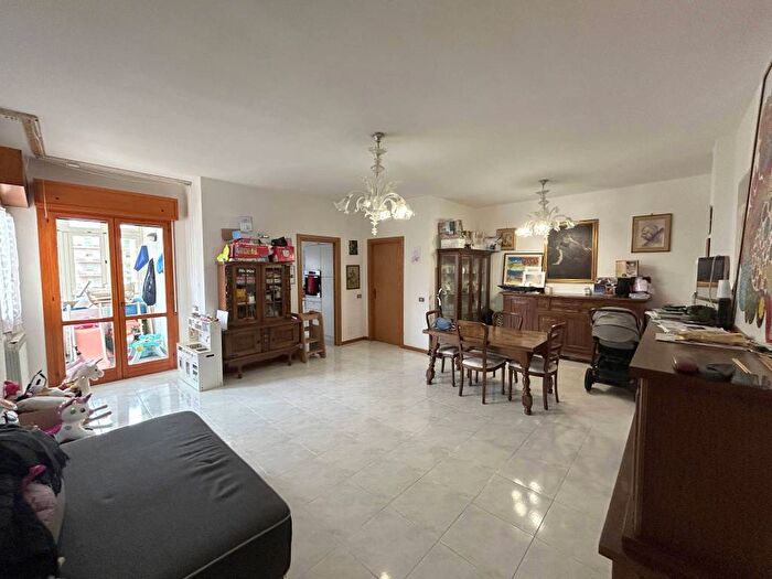 Appartamento trilocale in affitto in Via Sandro Pertini, Villanova Riello, Viterbo