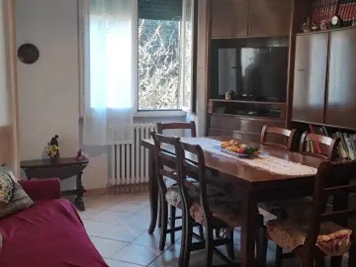 Appartamento con 5 locali in vendita in Via dei Melograni, Firenze