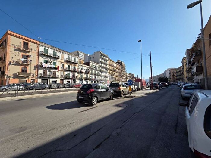 Appartamento monolocale in affitto in Via Rocco Pirri, Oreto Perez, Palermo