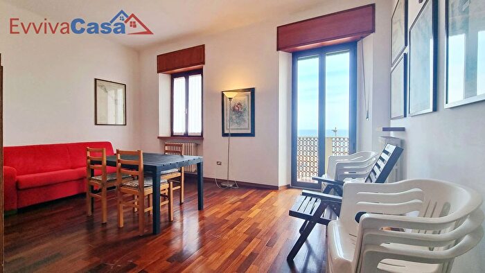 Appartamento con 5 locali in vendita in Via Garibaldi, Porto Recanati