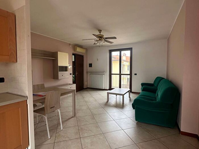 Appartamento trilocale in affitto in Centro, Gragnano Trebbiense