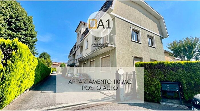 Appartamento trilocale in vendita in Via Europa Lentate sul Seveso, Lentate Sul Seveso