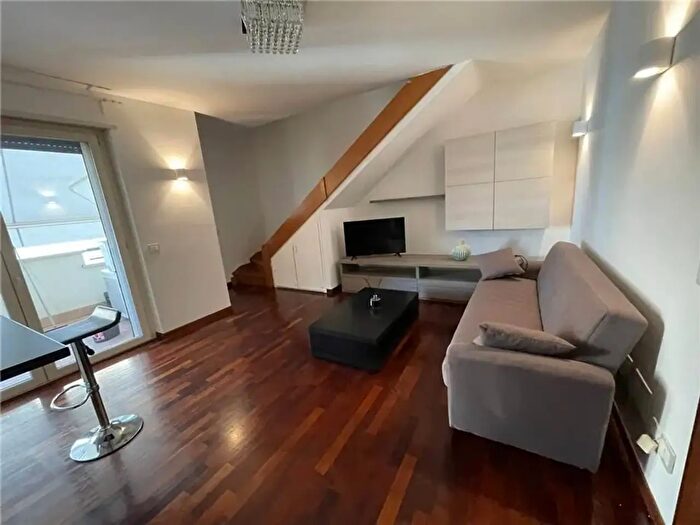 Appartamento trilocale in vendita in Latina