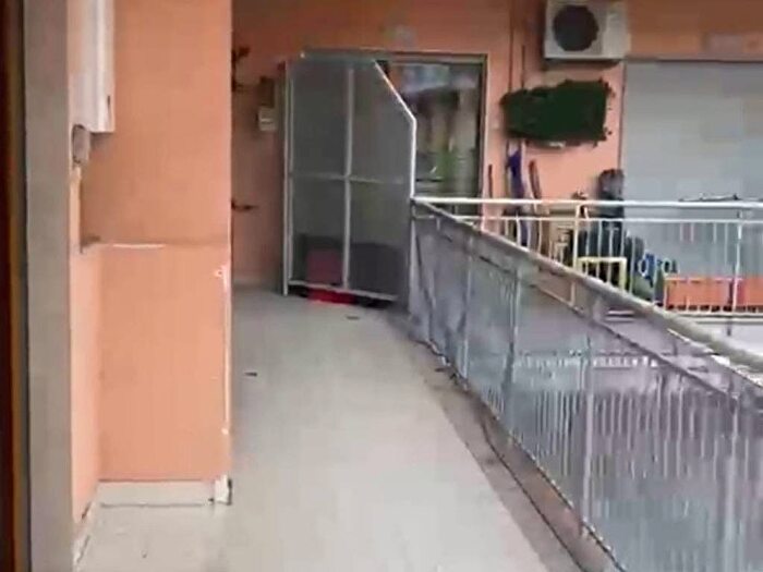 Appartamento trilocale in affitto in Via Arno, Soccavo, Napoli