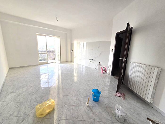Appartamento trilocale in affitto in Via Cocci, Quarto