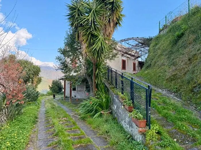 Appartamento con 5 locali in vendita in Chiappi, Monforte San Giorgio