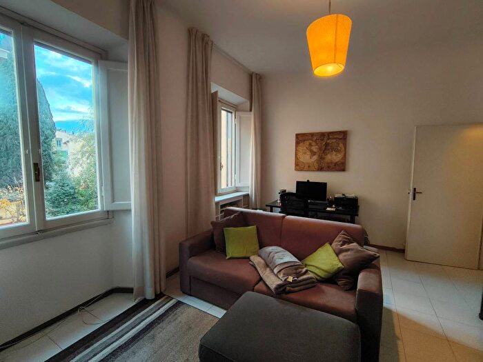 Appartamento trilocale in affitto in Leopoldo Vittorio Emanuele Statuto, Firenze