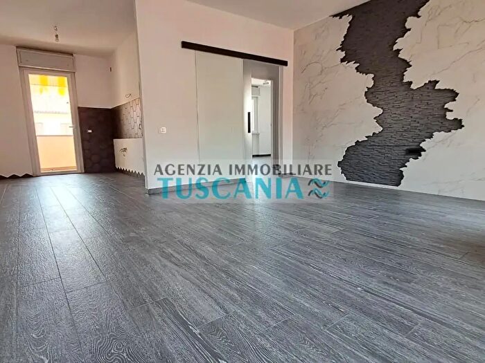 Appartamento quadrilocale in vendita in Cecina