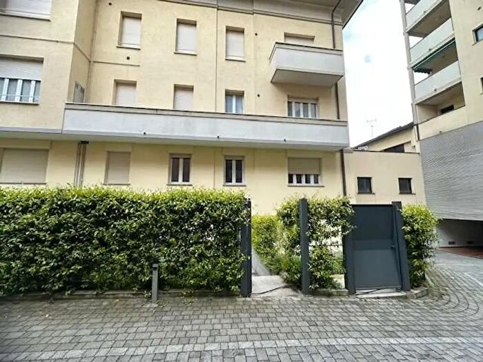 Appartamento trilocale in vendita in Via Anzani, Como