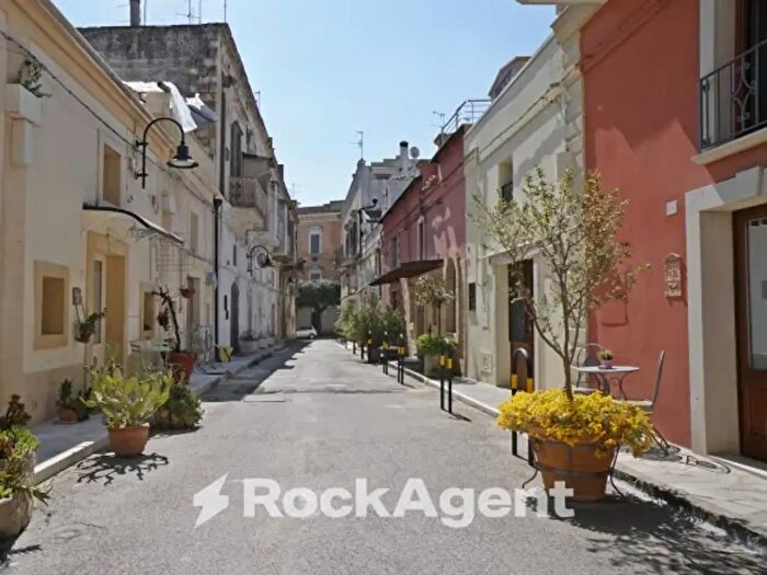 Appartamento quadrilocale in vendita in Vico II Emanuele Duni, Matera
