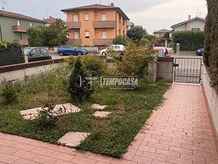 Appartamento bilocale in affitto in Via Etruria a, Borgo Virgilio