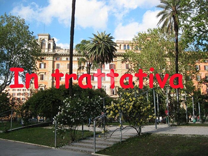 Appartamento quadrilocale in vendita in Piazza Vittorio Emanuele II, Roma