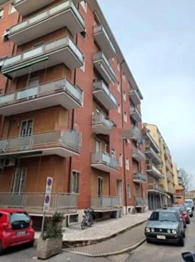 Appartamento con 5 locali in vendita in Via Raffaele Fulgosio, Piacenza