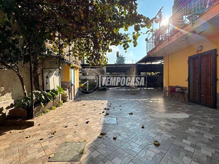 Case in Vendita e in Affitto - 3