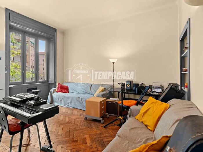 Appartamento bilocale in vendita in Piazzale Piola, Milano