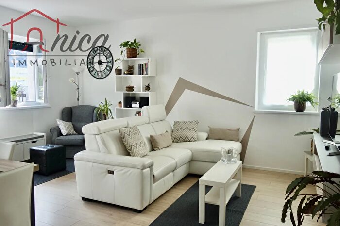 Appartamento quadrilocale in vendita in Via B Todesca, Trento