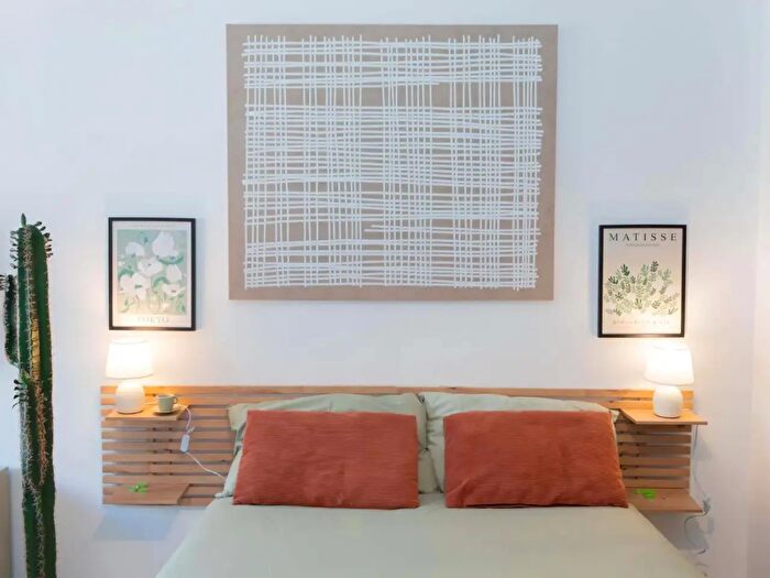 Appartamento monolocale in affitto in Via Mare di Bering, Roma