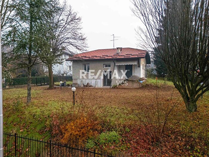 Case in Vendita e in Affitto - 2