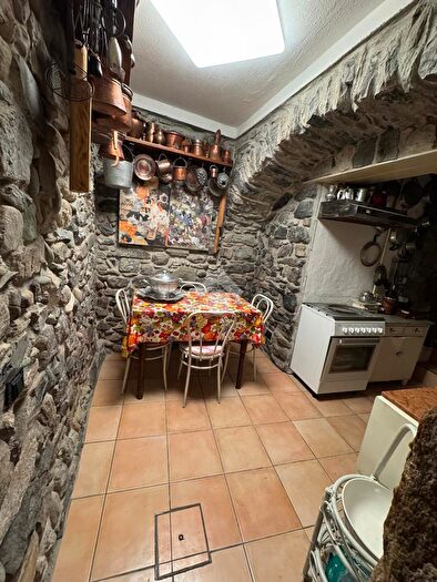 Appartamento trilocale in vendita in Via San Fedele, Centro Valle Intelvi