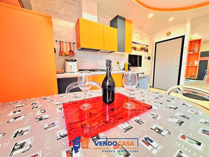 Appartamento trilocale in vendita in Via Leon Battista Alberti, Pietra Ligure