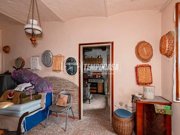 Casa con 5 locali in vendita in Fidenza