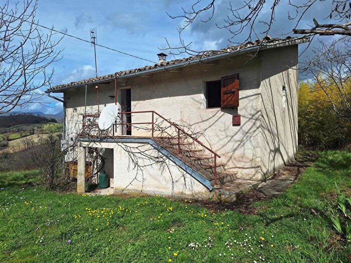 Casa quadrilocale in vendita in San Severino Marche