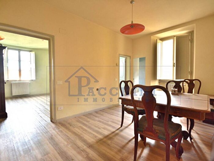 Appartamento quadrilocale in affitto in Via Uguccione della Faggiola, Santa Maria, Pisa