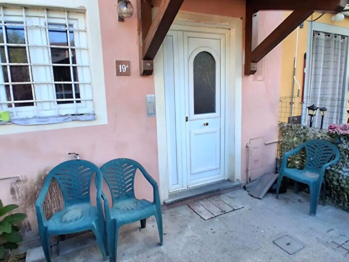 Casa con 5 locali in vendita in Capannori